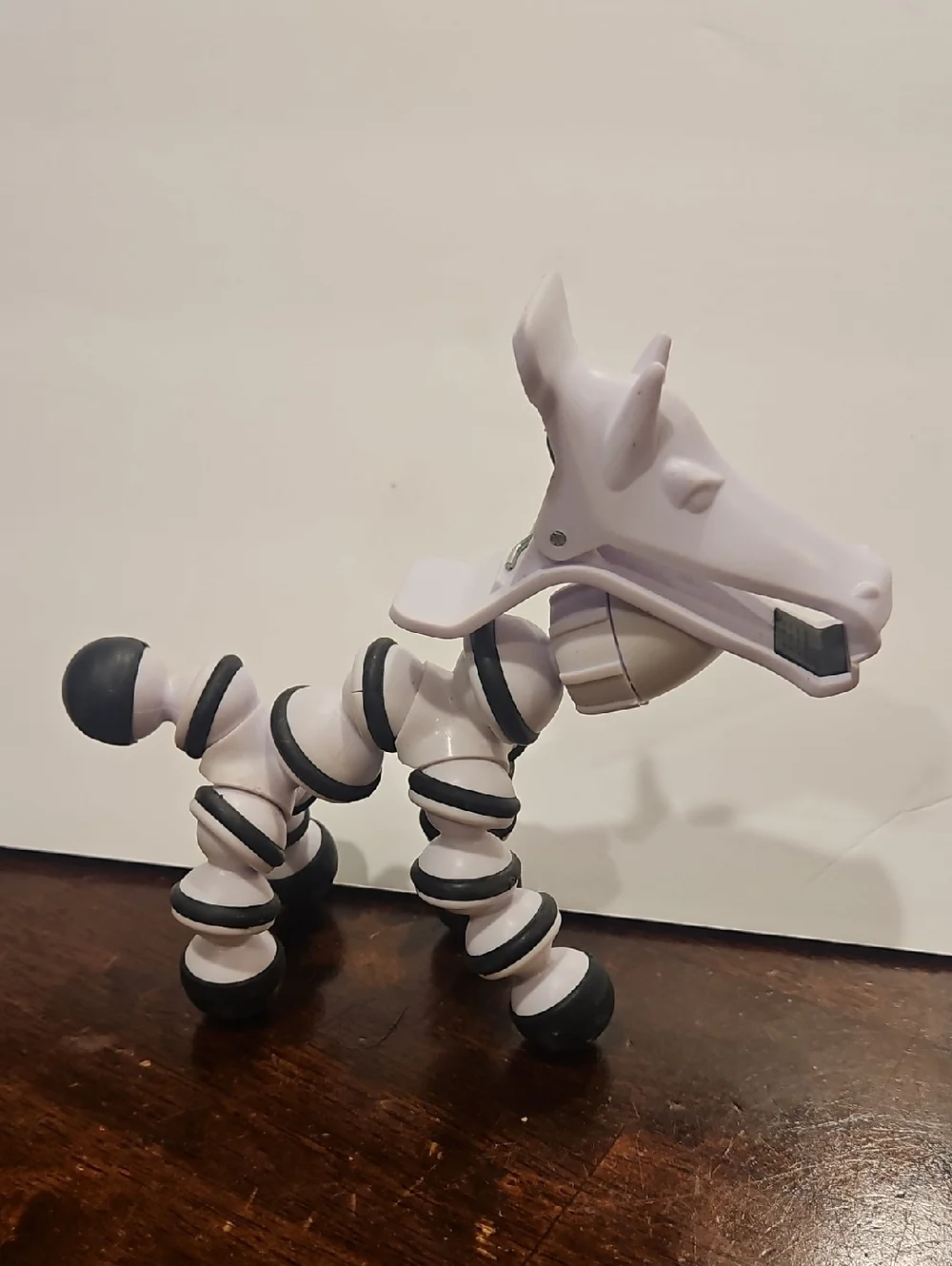 Novelty Flexible Phone Holder- Dog Figurine - White & Black